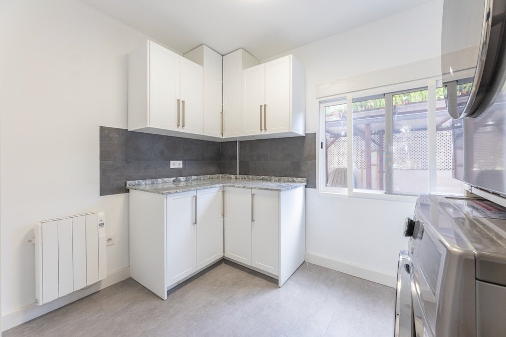 Property 2443 - Image 37